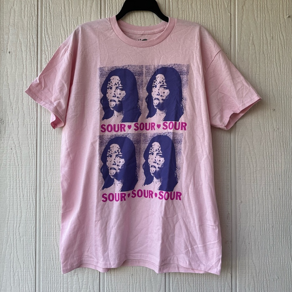 NWOT Olivia Rodrigo Graphic Tee